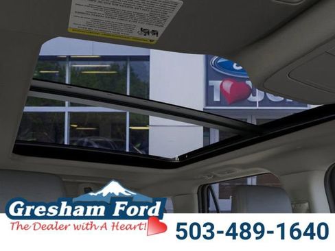 New 2025 Ford Expedition Active image 25