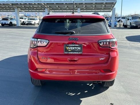 Used 2022 Jeep Compass Limited image 23