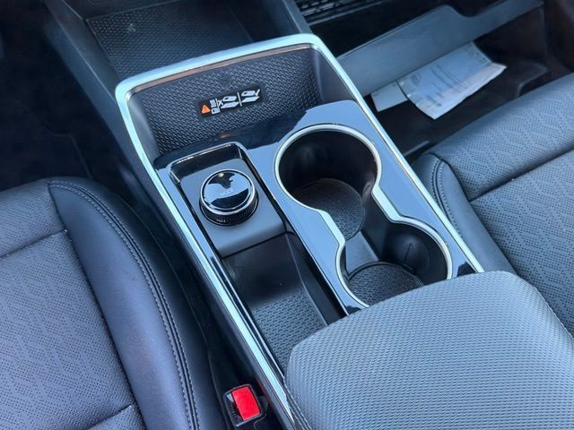 Used 2026 Chevrolet Equinox LT w/ Convenience Package II FWD image 15