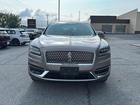 Used 2020 Lincoln Nautilus Reserve w/ Equipment Group 201A AWD/4WD image 8