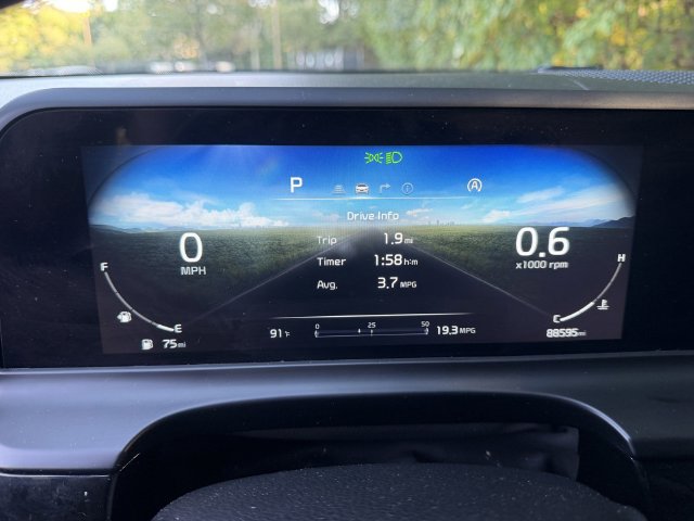 Certified 2025 Kia Seltos S FWD image 18