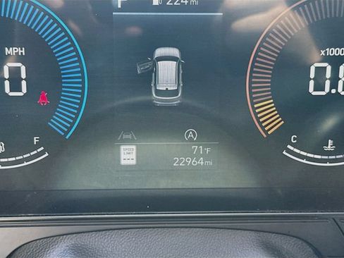 Used 2024 Hyundai Kona SE AWD/4WD image 13