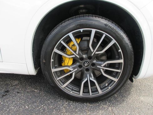 Used 2023 Maserati Grecale GT AWD/4WD image 20