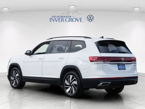 Certified 2025 Volkswagen Atlas SE w/ Panoramic Sunroof Package AWD/4WD image 5