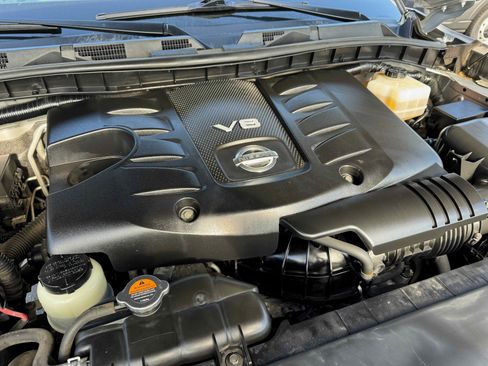 Used 2017 Nissan Armada Platinum image 34