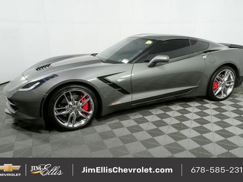 Used 2016 Chevrolet Corvette Stingray Coupe image 2