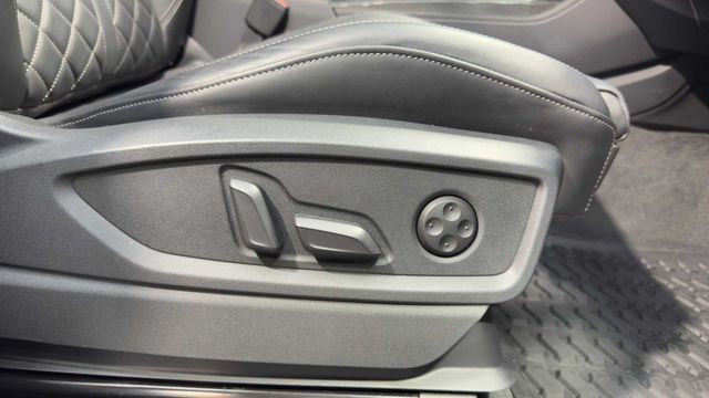 Used 2021 Audi SQ5 Premium Plus w/ Premium Plus Package AWD/4WD image 14