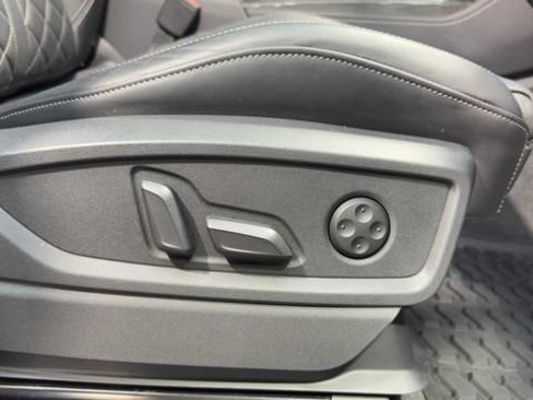 Used 2021 Audi SQ5 Premium Plus w/ Premium Plus Package AWD/4WD image 14