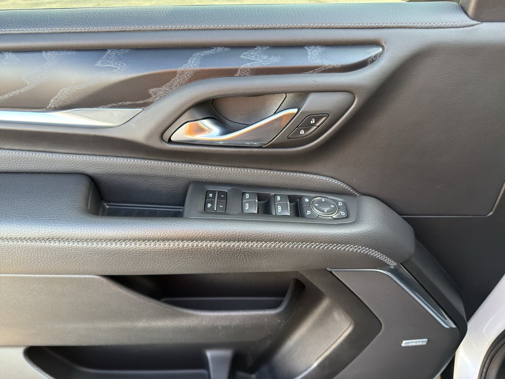 Used 2023 GMC Yukon Denali AWD/4WD image 19