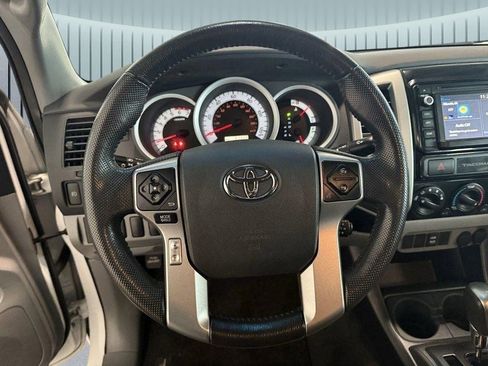 Used 2015 Toyota Tacoma PreRunner w/ SR5 Package image 10