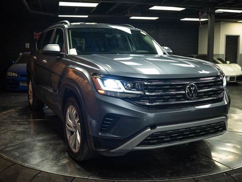 Used 2021 Volkswagen Atlas SE w/ Towing Package FWD image 5