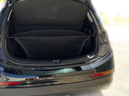 Used 2022 Chevrolet Bolt LT FWD image 5