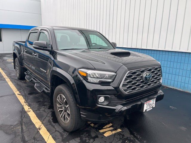 Used 2023 Toyota Tacoma TRD Sport AWD/4WD image 1