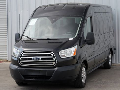 Used 2015 Ford Transit 350 XLT image 38