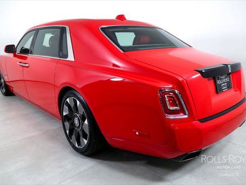 Certified 2024 Rolls-Royce Phantom Extended Wheelbase w/ The Phantom Package image 8