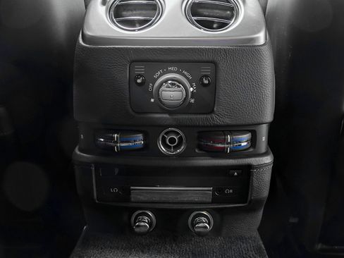 Used 2016 Rolls-Royce Ghost image 59