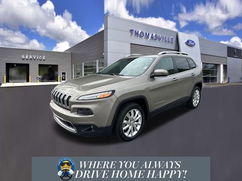 Used 2017 Jeep Cherokee Limited image 6