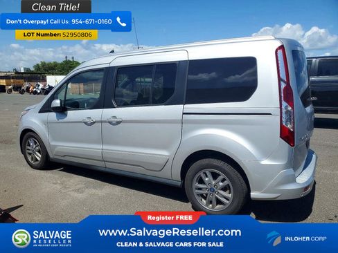 Used 2022 Ford Transit Connect Titanium FWD image 3