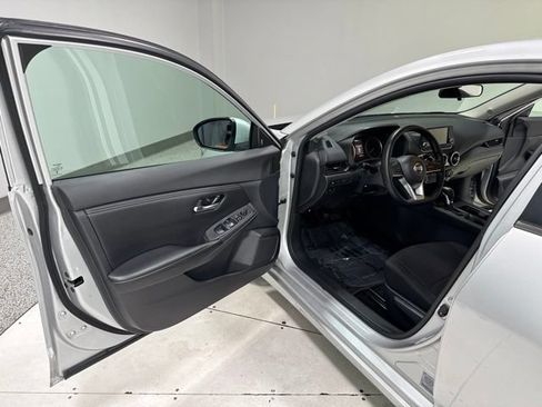 Used 2022 Nissan Sentra S FWD image 7