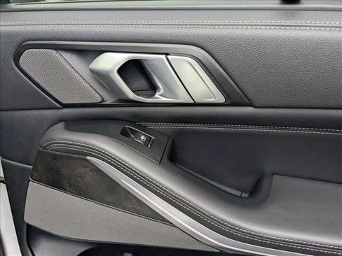 Used 2023 BMW X5 xDrive45e w/ Executive Package image 24