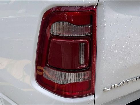 Used 2023 RAM 1500 Limited AWD/4WD image 32