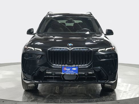 Used 2023 BMW X7 xDrive40i w/ Executive Package image 10