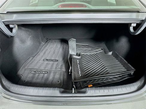 Certified 2025 Hyundai Elantra Sport image 27
