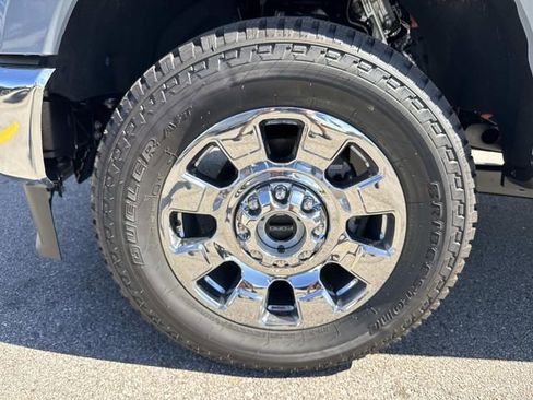 New 2026 Ford F250 Lariat w/ Lariat Premium Package AWD/4WD image 9