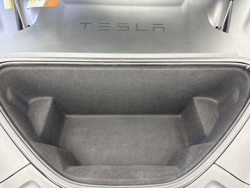 Used 2016 Tesla Model S P90D image 44