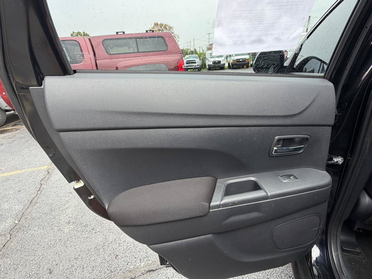 Used 2021 Mitsubishi Outlander Sport LE FWD image 13
