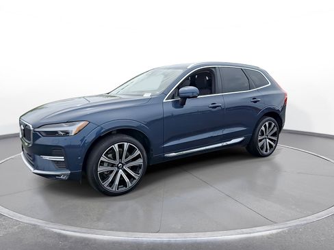 Used 2023 Volvo XC60 B6 Ultimate w/ Protection Package Premier AWD/4WD image 4