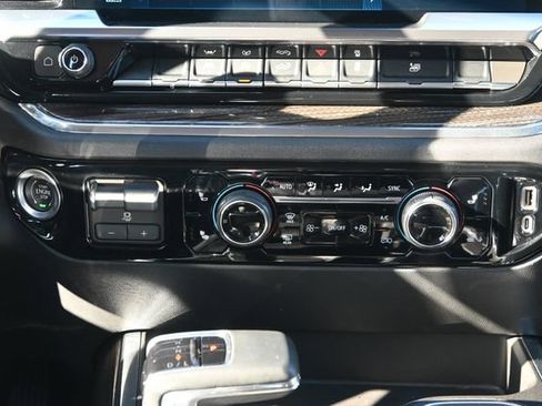 Used 2024 Chevrolet Silverado 1500 RST w/ Convenience Package II image 18