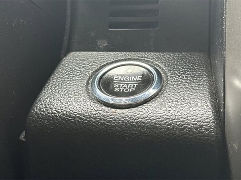 Used 2017 Ford F150 Lariat w/ Equipment Group 501A Mid image 23