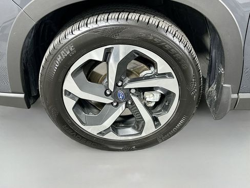 Used 2023 Subaru Forester Touring image 32