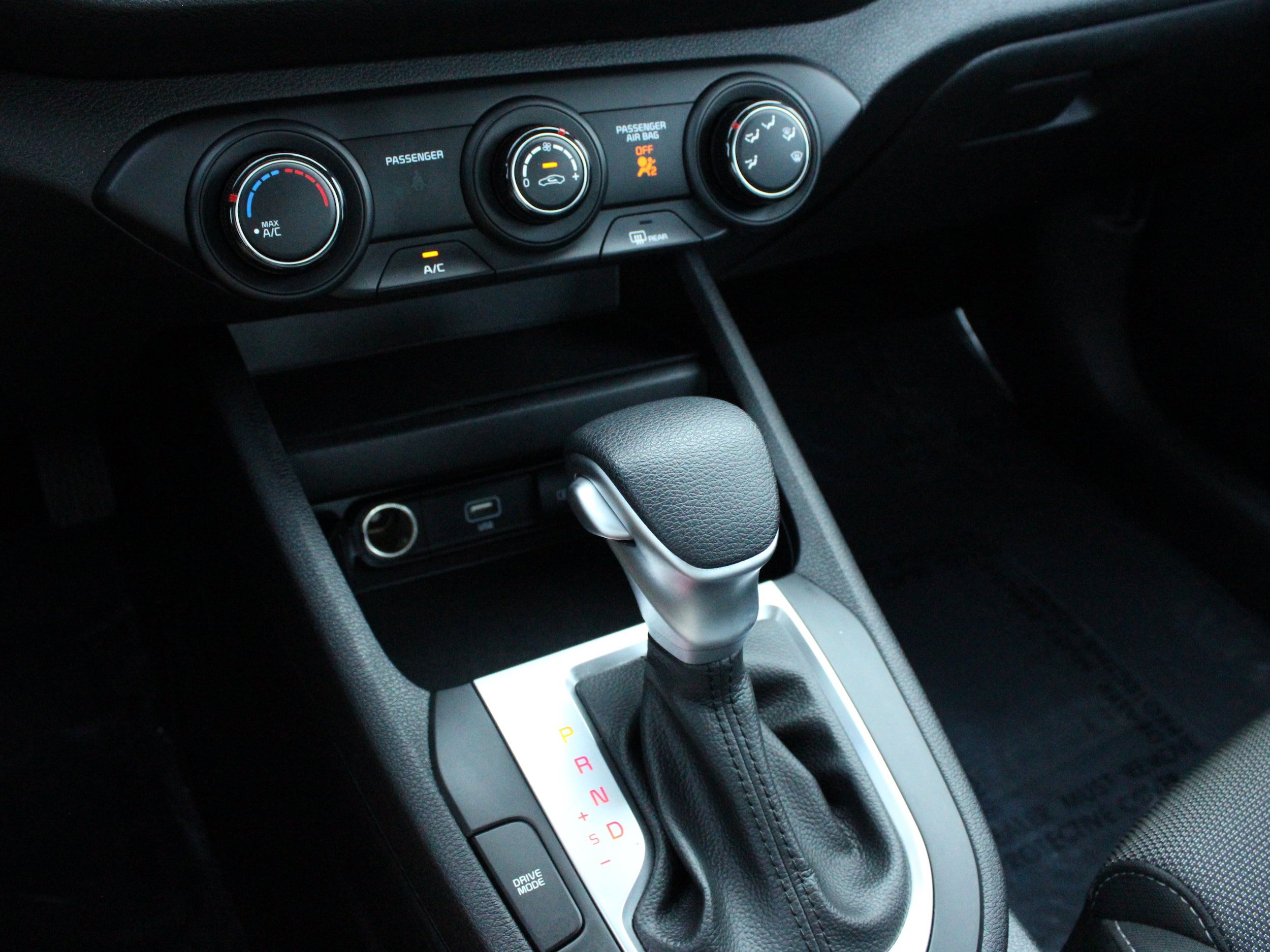 Used 2024 Kia Forte LXS w/ LXS Technology Package FWD image 22