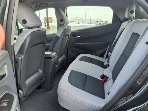 Used 2021 Chevrolet Bolt LT image 24