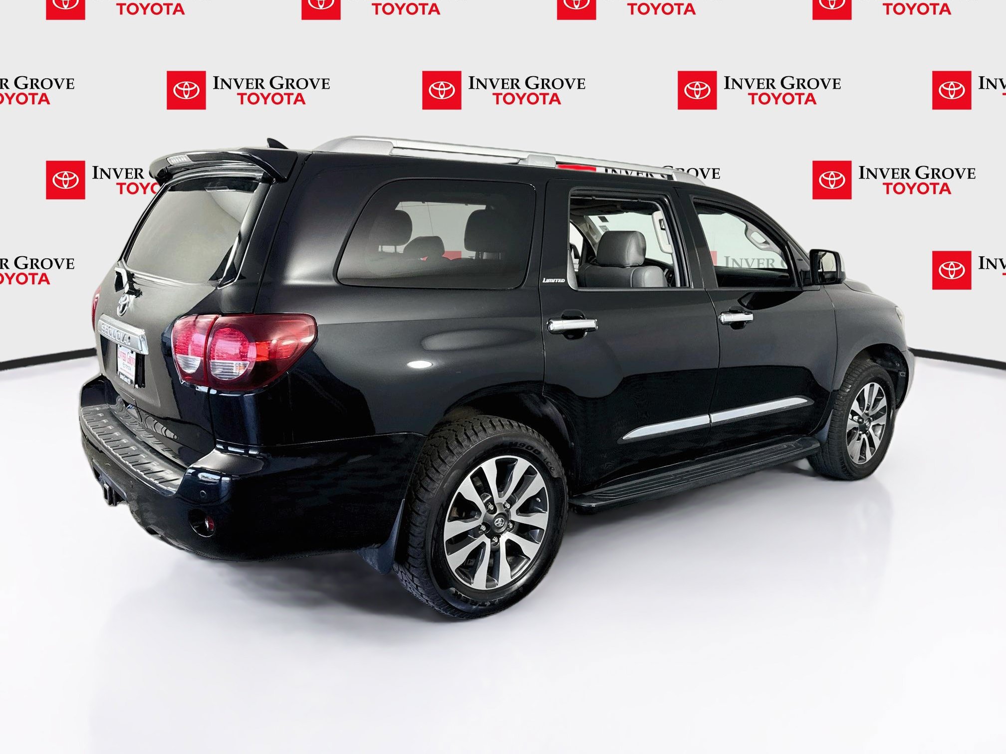 Used 2018 Toyota Sequoia Limited AWD/4WD image 5