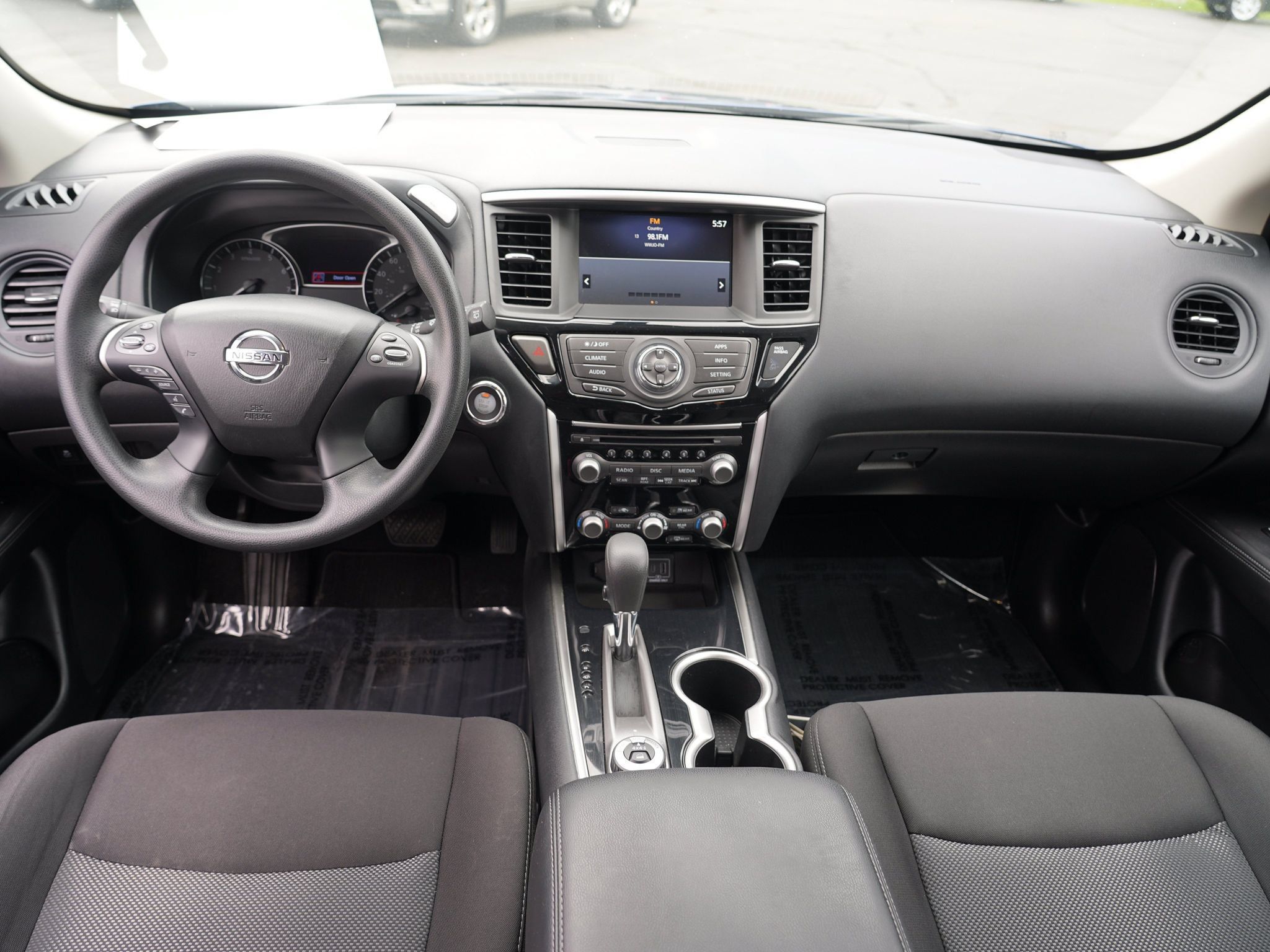 Used 2020 Nissan Pathfinder S AWD/4WD image 27