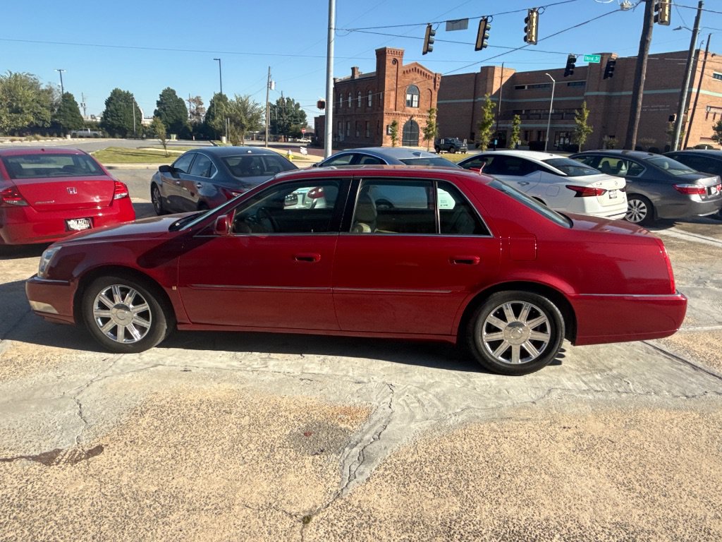 Used 2006 Cadillac DTS FWD image 7