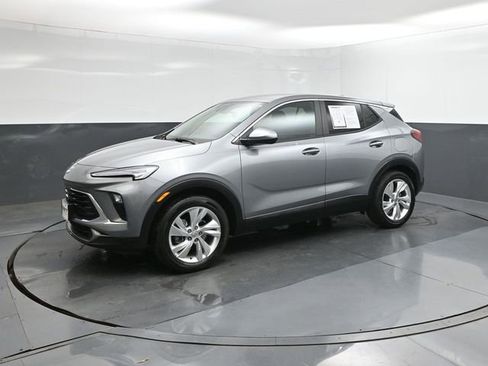 Used 2025 Buick Encore GX Preferred image 34