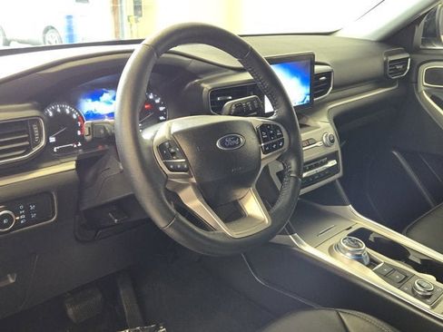 Used 2023 Ford Explorer XLT w/ Equipment Group 202A image 23