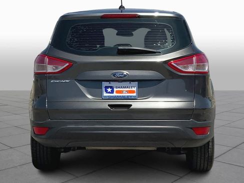 Used 2016 Ford Escape S image 4