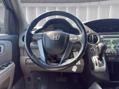 Used 2010 Honda Pilot EX-L image 12
