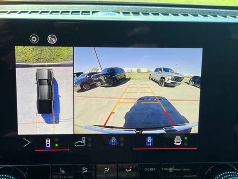 Used 2025 GMC Canyon Elevation w/ Convenience Package image 21