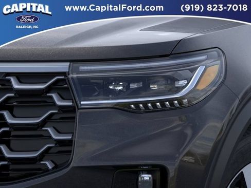 New 2026 Ford Explorer Platinum w/ LUX Leather Package AWD/4WD image 18