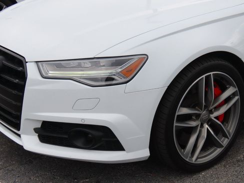 Used 2018 Audi S6 Premium Plus w/ S Sport Package image 2