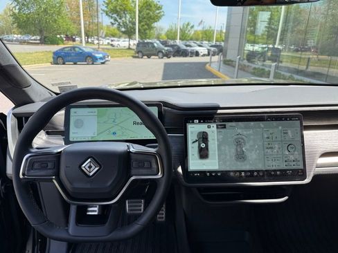 Used 2022 Rivian R1S Launch Edition AWD/4WD image 9