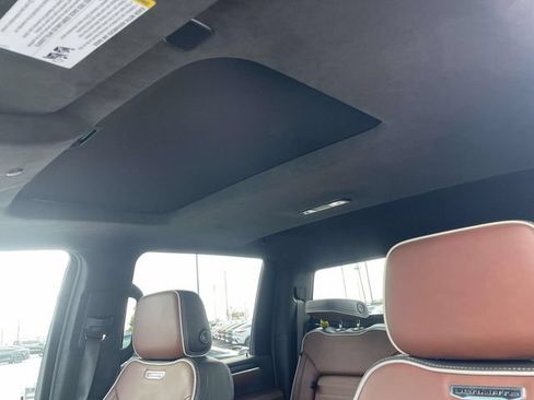 Used 2024 GMC Sierra 2500 Denali Ultimate AWD/4WD image 18