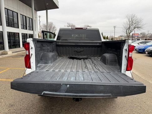 Used 2021 Chevrolet Silverado 1500 LT Trail Boss w/ Bed Protection Package AWD/4WD image 14