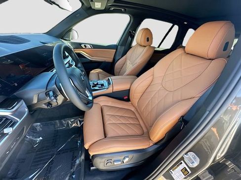 Used 2026 BMW X5 sDrive40i image 16